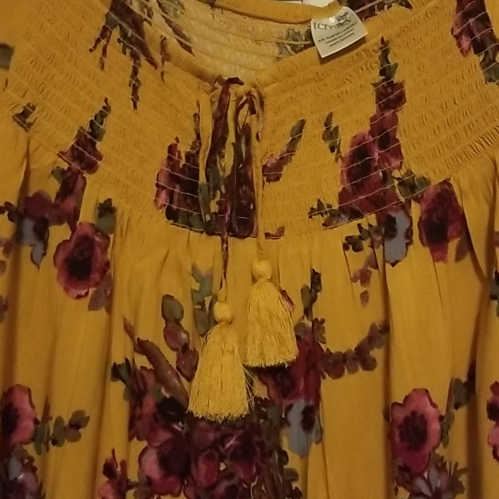 Top - Picture 7 of 8